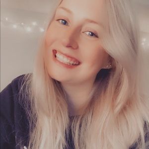 Meet your Posher, Bri